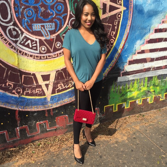 ‼️SALE‼️ CLASSIC WINE GOLD LUXURY SHOULDER BAG - Picture 2 of 8